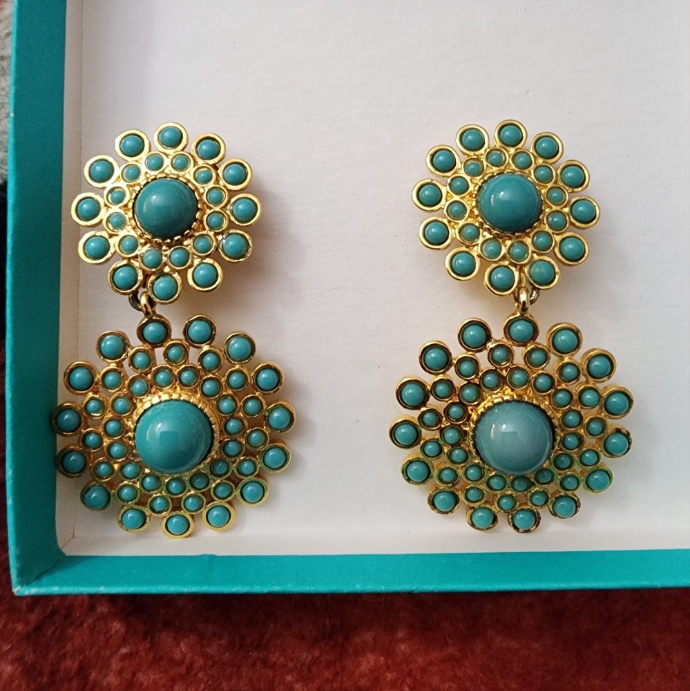 Ladies earrings